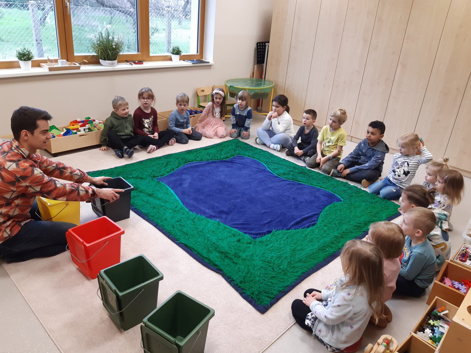 Mülltrenndeckenspiel Kindergarten Zillingdorf